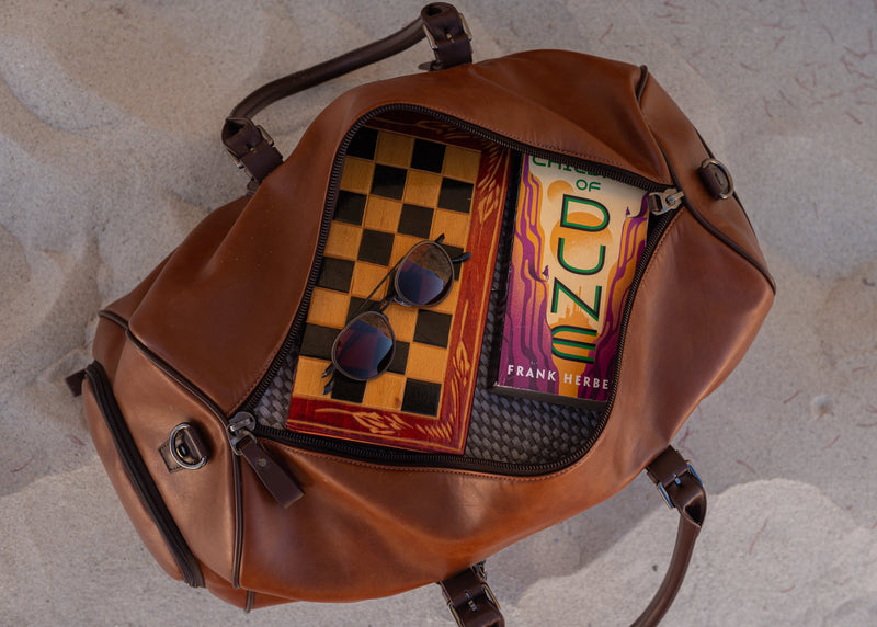 Wie packt man eine Duffle Bag richtig?